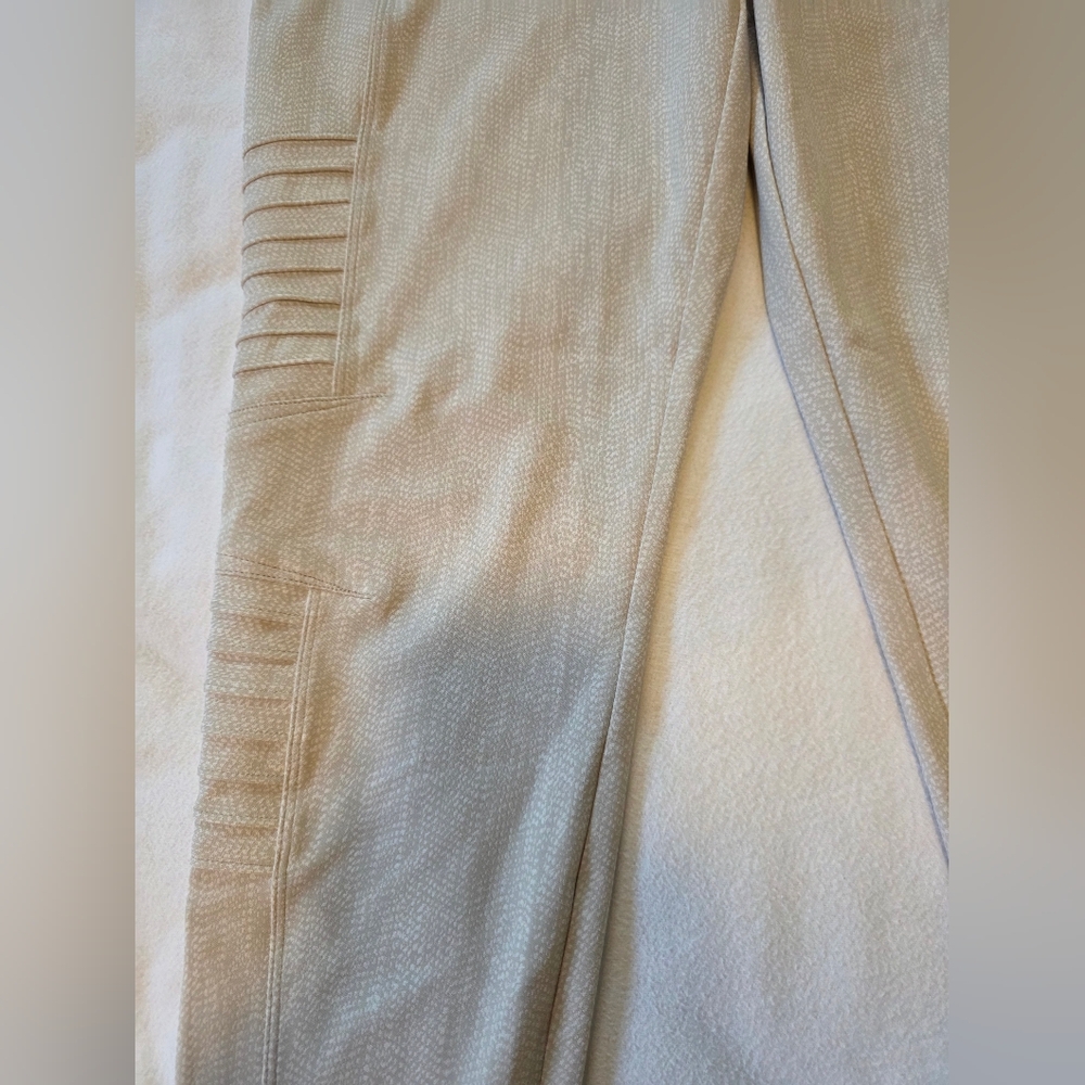2 PAIRS ATHLETA LEGGINGS - Picture 8 of 13